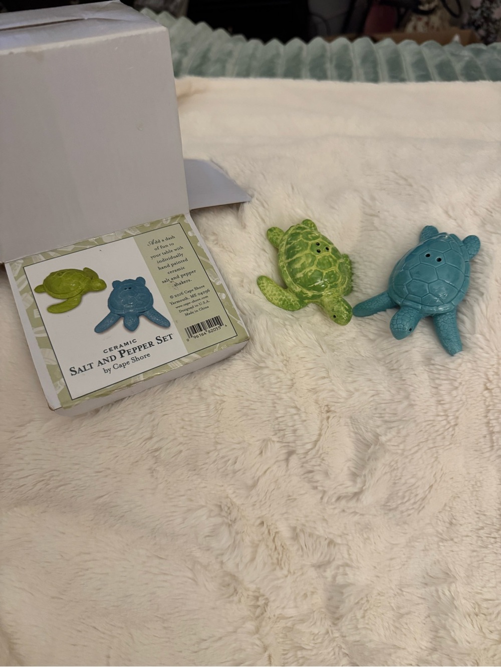Ceramic Turtle Salt & Pepper Set — Blue and Green